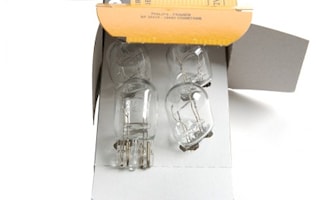 Glödlampa 12V 21/5W W3x16q