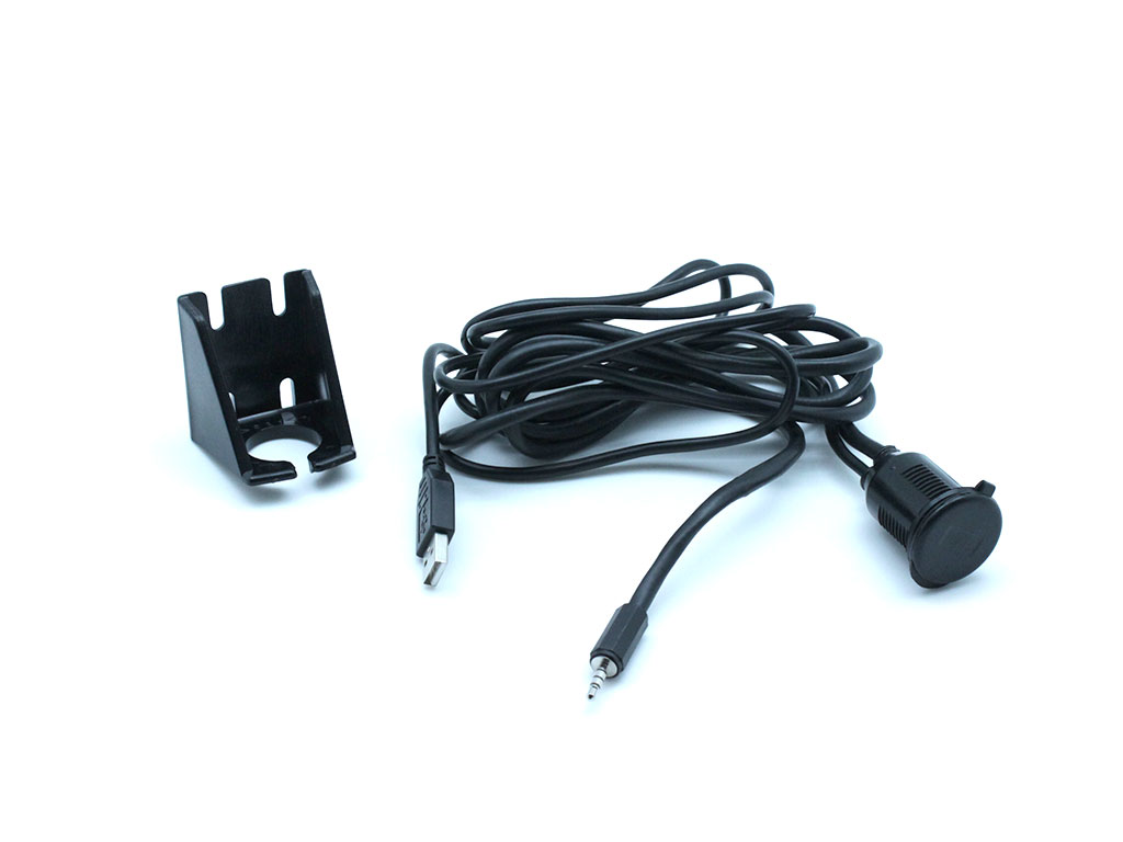 Läs mer om USB/AUX adapter